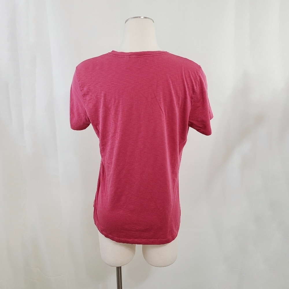 Theory V-Neck Tee in Slub Cotton dark rose pink berry red size medium - Picture 3 of 5